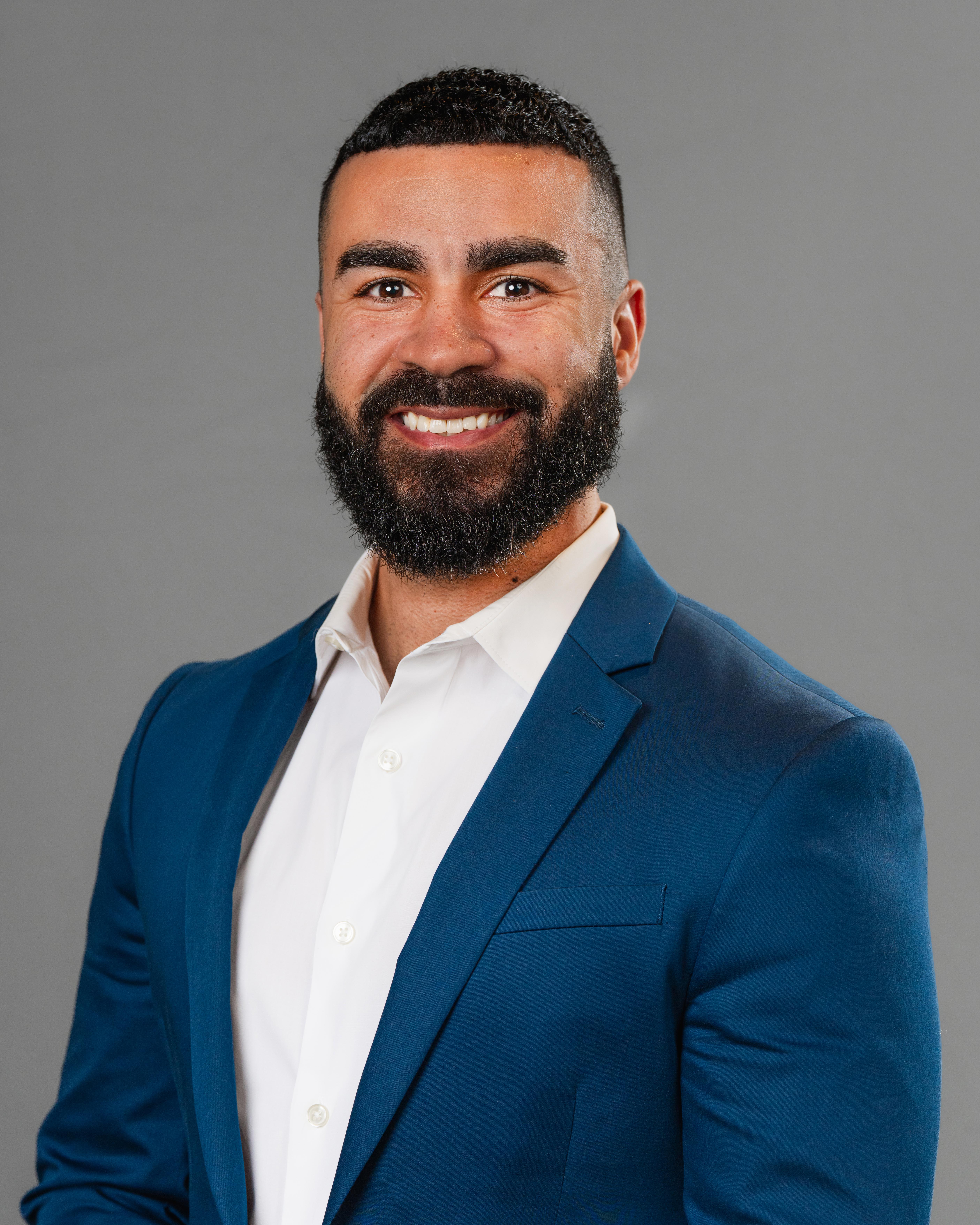 Corporate portrait — Josue Molinari POV Sales 2026