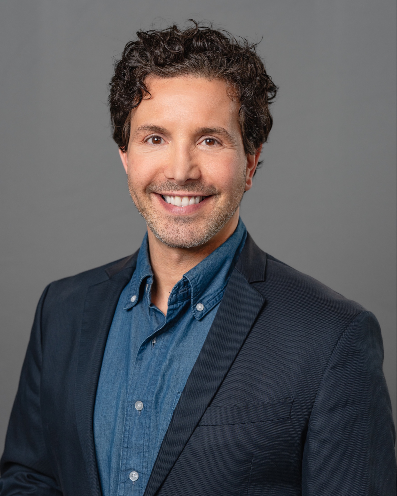Professional headshot — portrait session Orlando